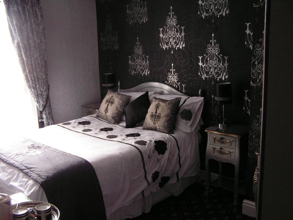 The Fairview Hotel, South Shore Blackpool Room photo