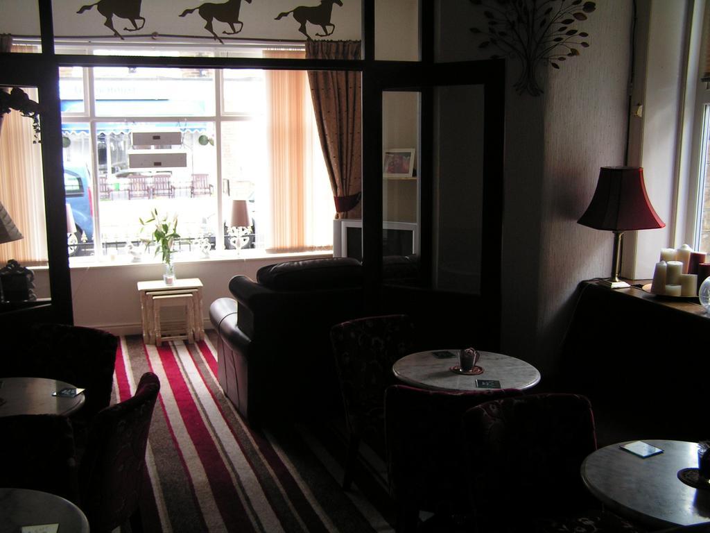 The Fairview Hotel, South Shore Blackpool Room photo